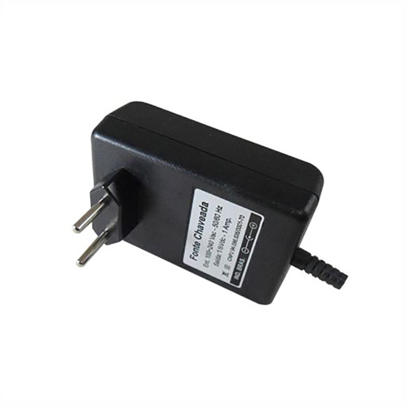 Fonte Chaveada - 18Vdc - 1A - Plug 5,5x2,1 (+) - Bivolt - Ref. 1539