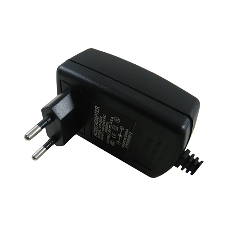 Fonte Chaveada - 6Vdc - 2A - Plug 5,5x2,5 (+) - Bivolt - Ref. 1596