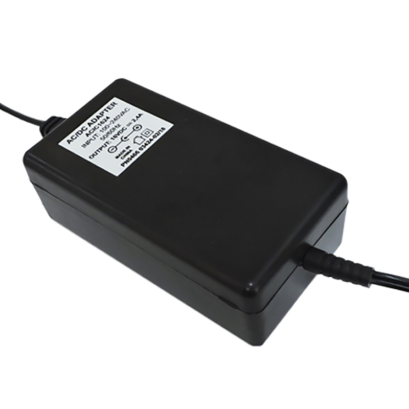 Fonte Chaveada Yamaha PSR-S650/PA300 - 16Vdc - 2,4A - Plug 6,3x3,2 (+) - Bivolt - Ref. 466